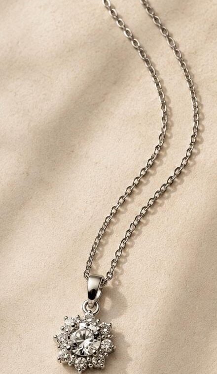 Collar Flor de Cristal